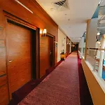 Celine Home Serviced Apartment Al Malqa